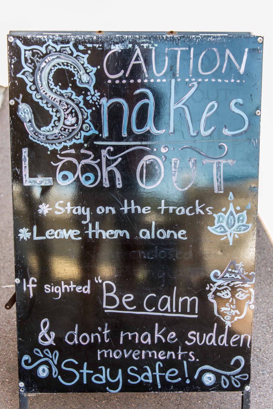 8-1 Cape Naturaliste lighthouse snake sign